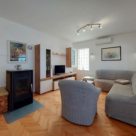 Apartment Neda Punat Ngoại thất bức ảnh