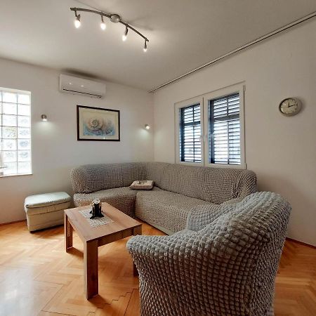 Apartment Neda Punat Ngoại thất bức ảnh