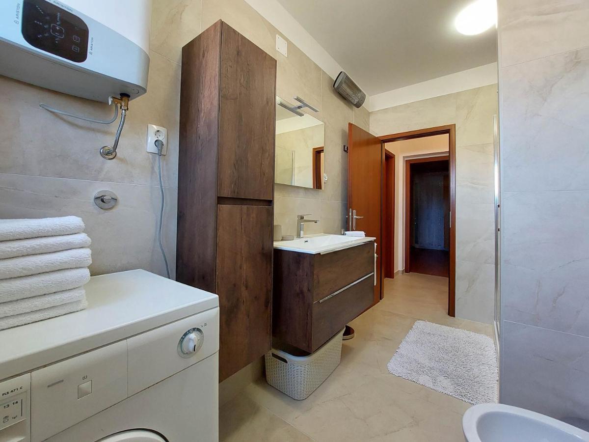 Apartment Neda Punat Ngoại thất bức ảnh