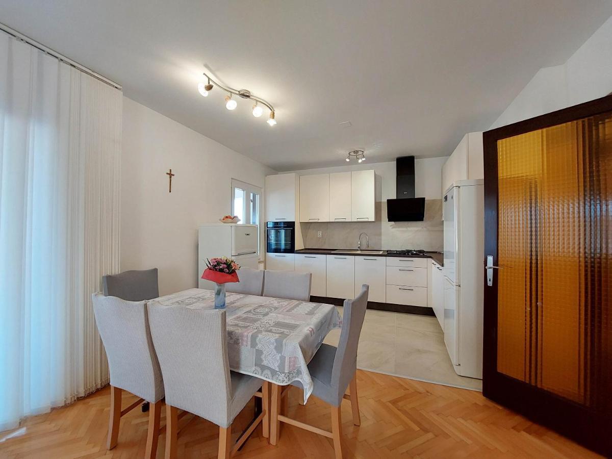 Apartment Neda Punat Ngoại thất bức ảnh