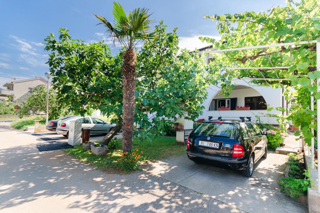 Apartment Neda Punat Ngoại thất bức ảnh
